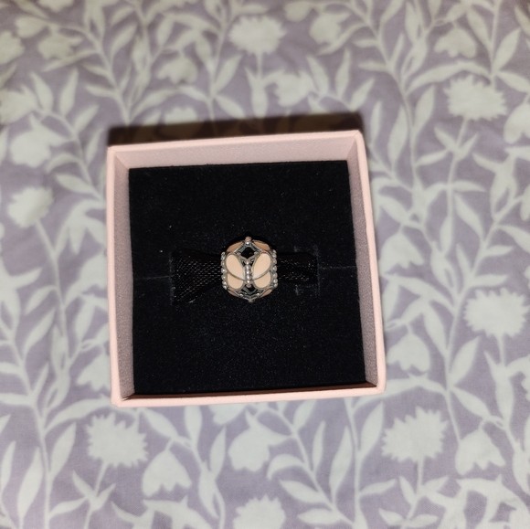 Pandora Pink Butterflies Charm - Picture 3 of 4